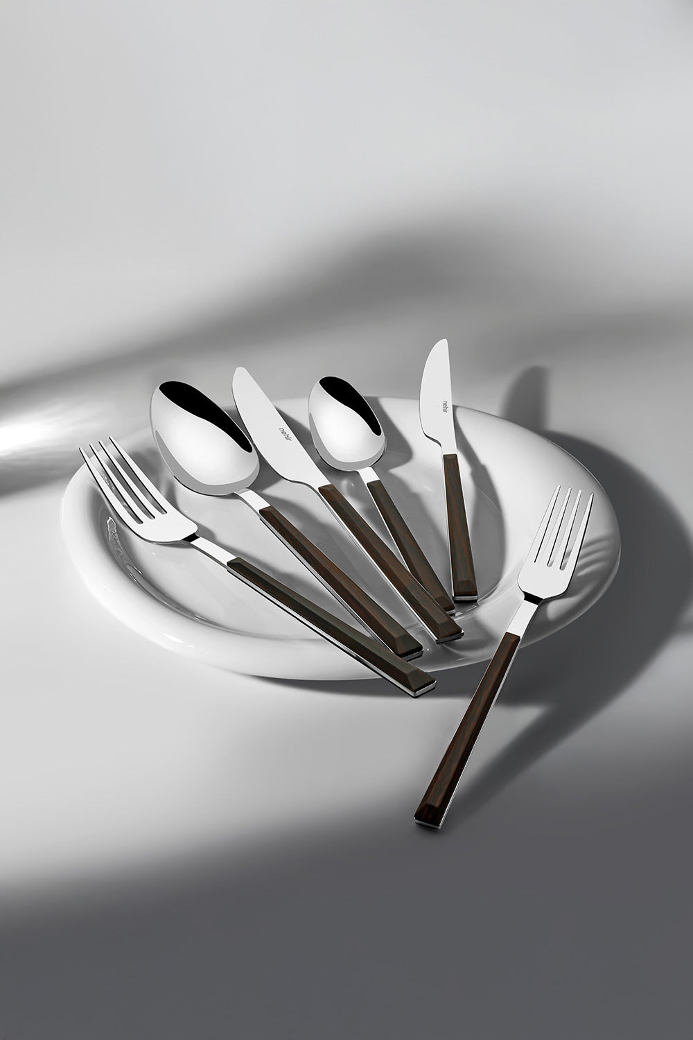 Viola Wooden 6-Person Patterned 36-Piece Boxed Cutlery Set