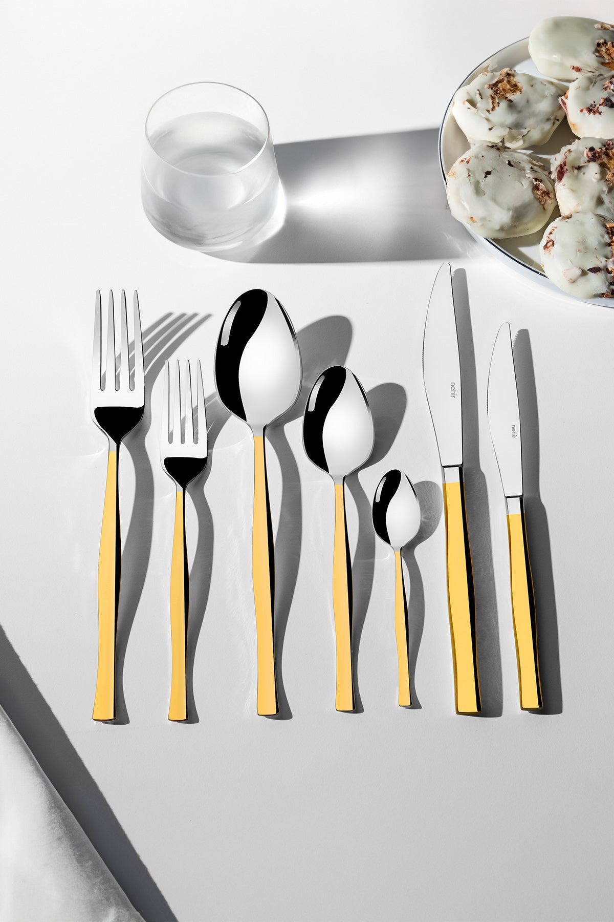 Elegant Gold Simple 12-Person 89-Piece Boxed Cutlery Set