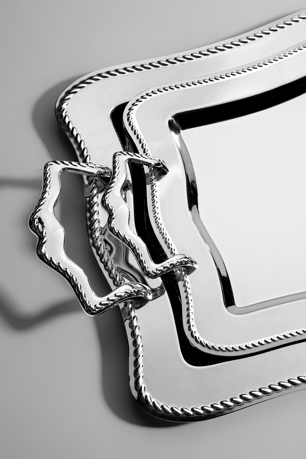 Zincir 2'li Sade Çelik Tepsi Seti